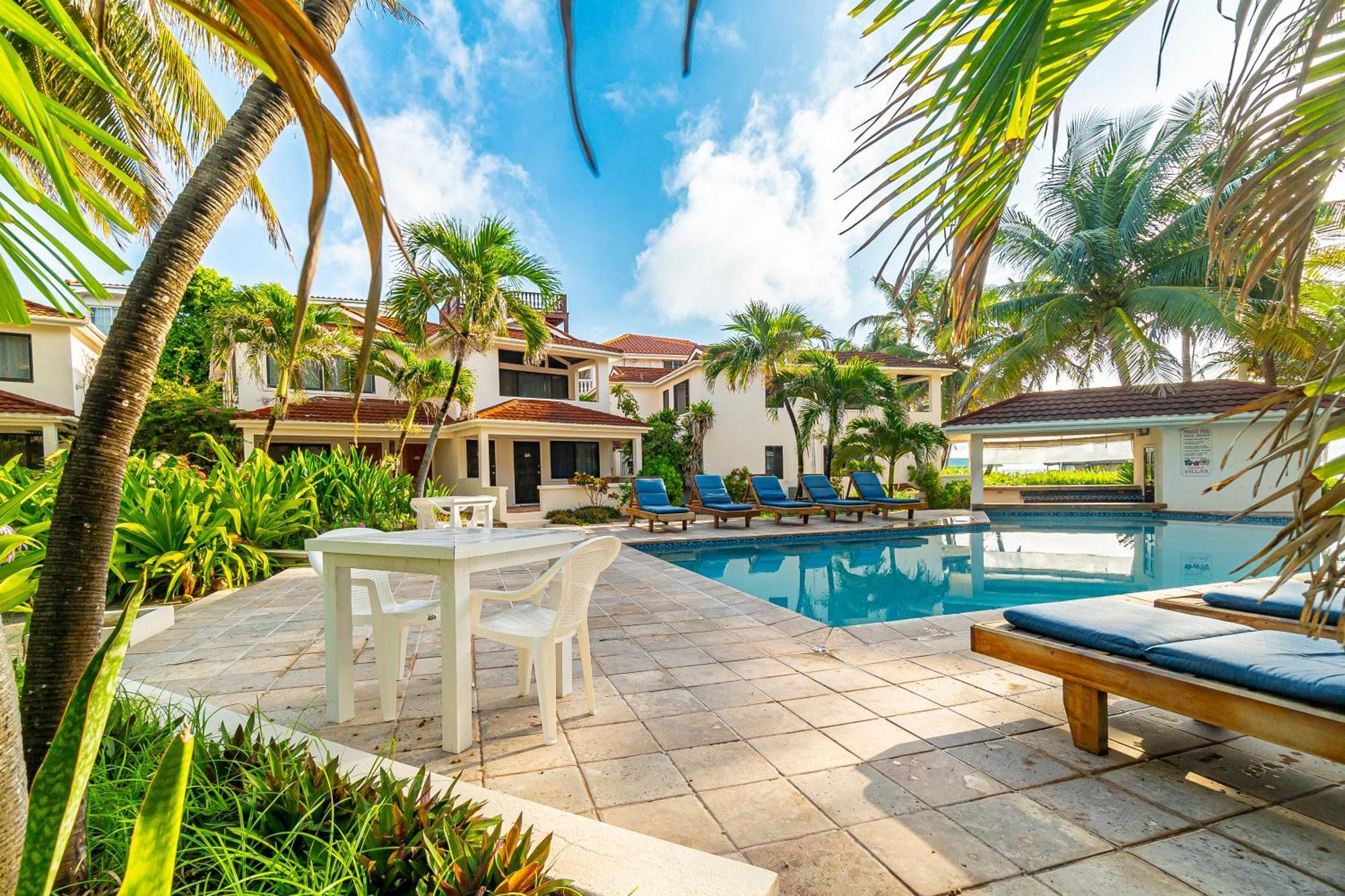 Tradewinds Paradise Villas Сан-Педро Экстерьер фото